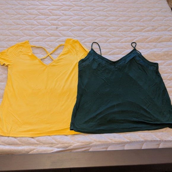 Two Tops - Picture 1 of 6